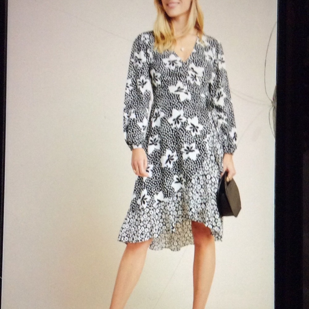 Anthropologie Amity Wrap Dress - Picture 6 of 7